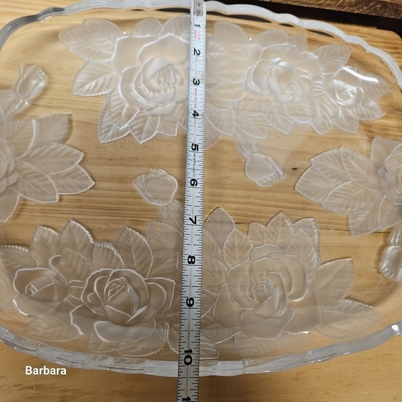 Vintage Studio Nova "Winter Rose" Elegant Clear Floral Glass Serving Tray - Picture 7 of 8